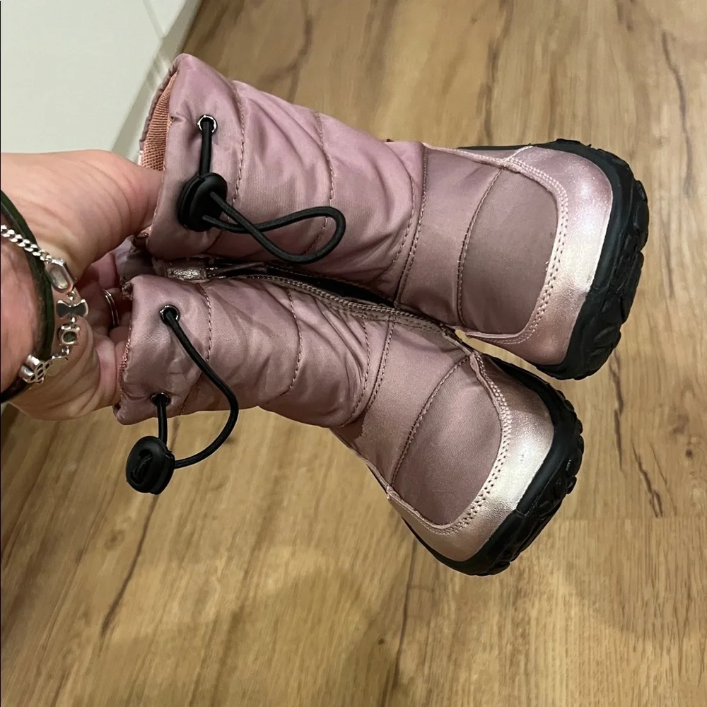 Kids Pink Insulated Winter Boots with Toggle
